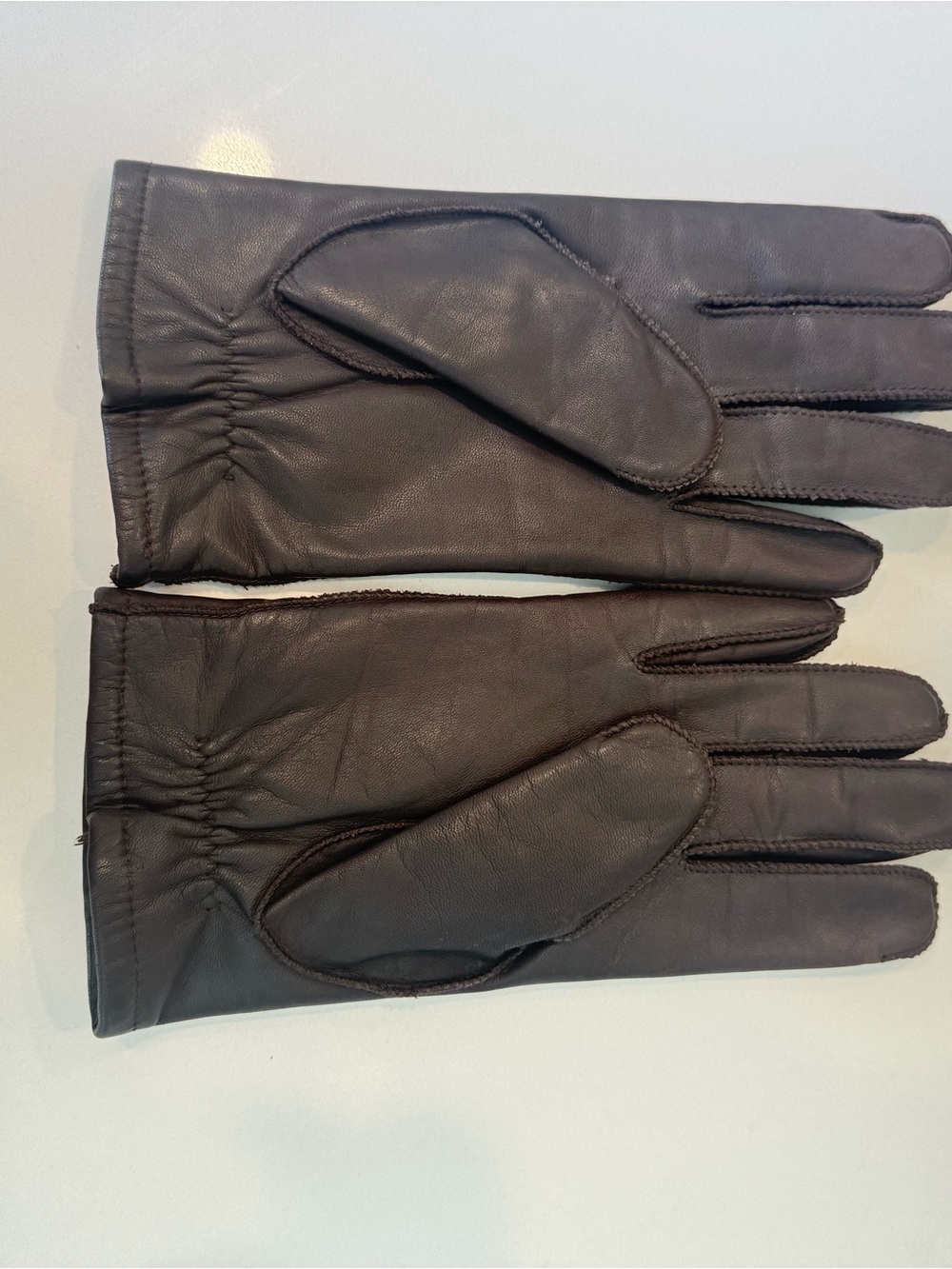 Men's Dark Brown Leather Gloves - Refined Everyday Wear